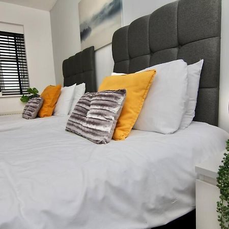 Daimler House - Cosy Home Near Coventry City Centre Kültér fotó