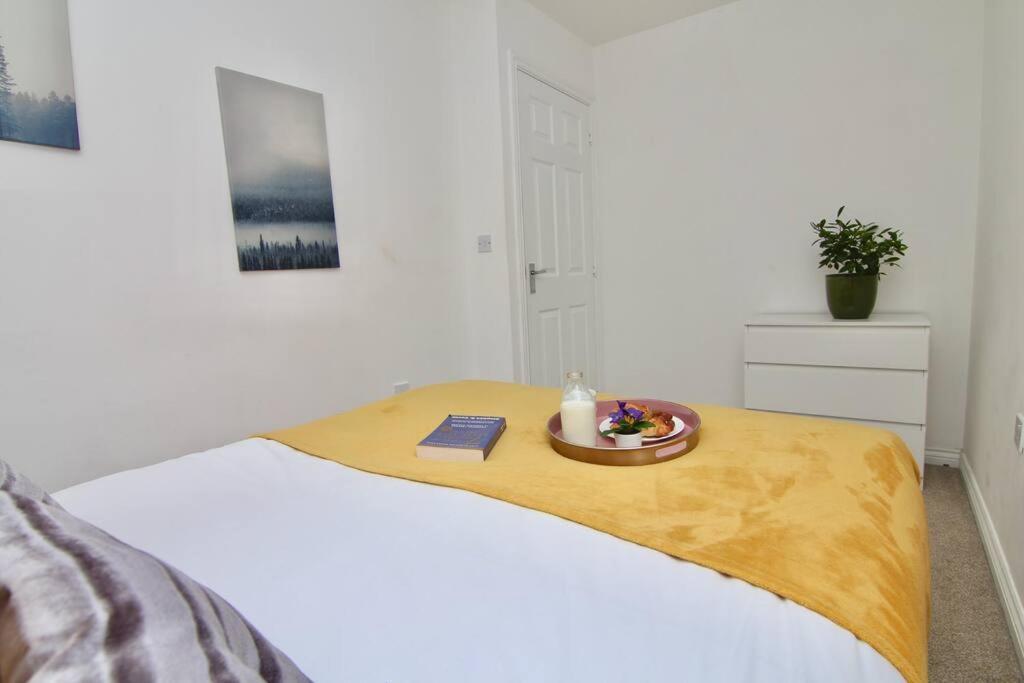 Daimler House - Cosy Home Near Coventry City Centre Kültér fotó